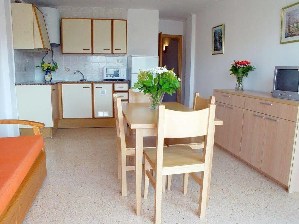 Zeus Sant Jordi Apartment Salou Exterior photo